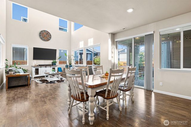 17829 132nd St Ct E, Bonney Lake, WA 98391