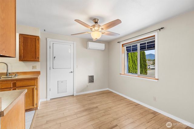 1805 N 35th Street, Mount Vernon, WA 98273