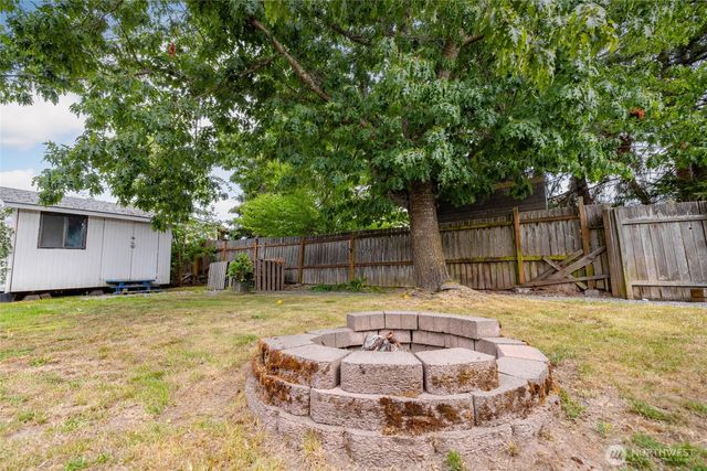 1805 N 35th Street, Mount Vernon, WA 98273