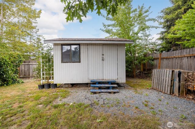 1805 N 35th Street, Mount Vernon, WA 98273