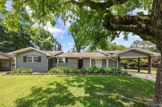 6525 Marsh Avenue NW, Huntsville, AL 35806