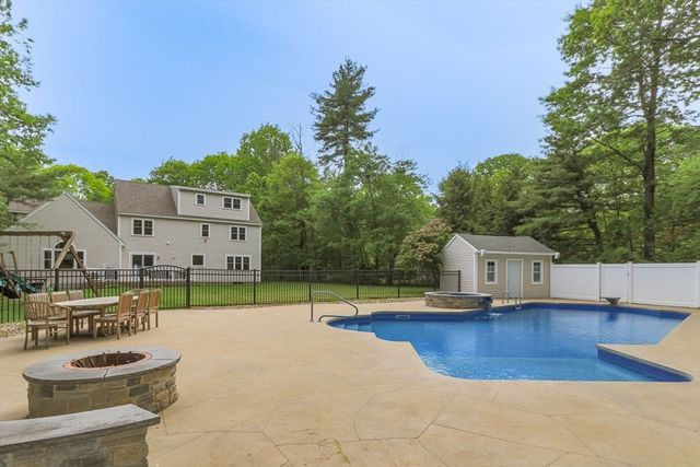 56 Mara Lane, Groton, MA 01450