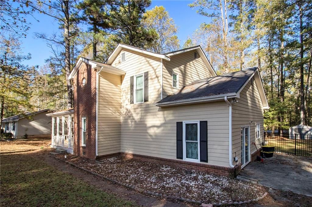 210 Groveland Drive, Peachtree City, GA 30269