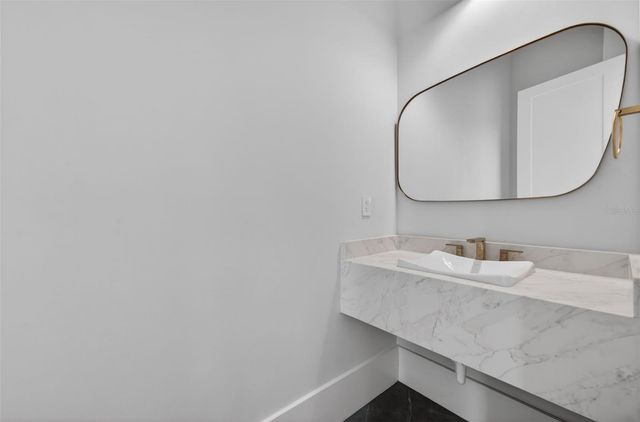 240 N PHELPS AVENUE, Winter Park, FL 32789