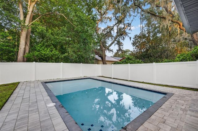 240 N PHELPS AVENUE, Winter Park, FL 32789