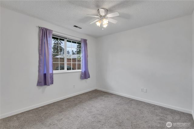 2419 Carlsbad Court, Puyallup, WA 98374