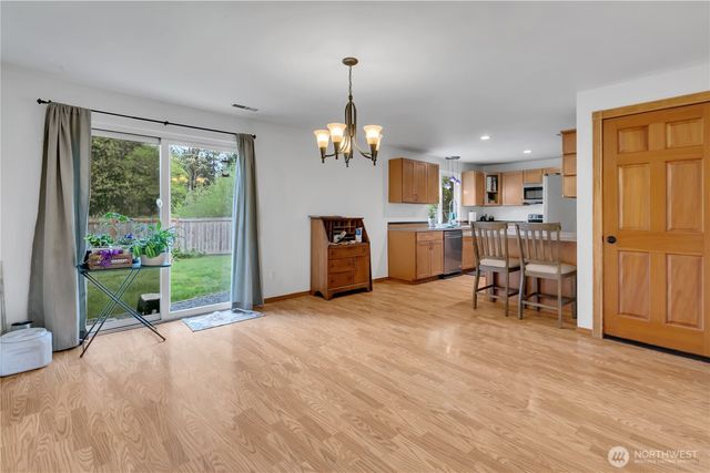 2419 Carlsbad Court, Puyallup, WA 98374