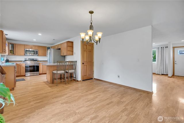 2419 Carlsbad Court, Puyallup, WA 98374