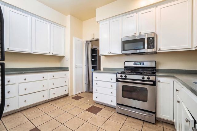 5120 CATOCTIN DR, San Diego, CA 92115