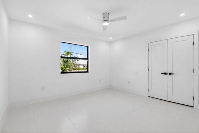 1410 Beta Court N, Lake Clarke Shores, FL 33406