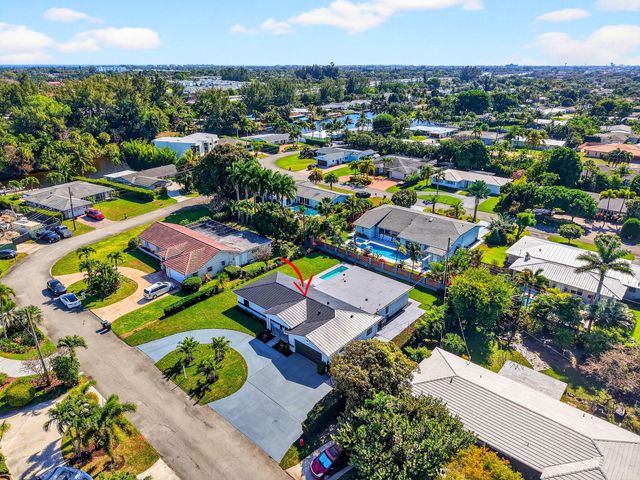 1410 Beta Court N, Lake Clarke Shores, FL 33406