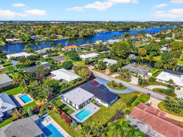 1410 Beta Court N, Lake Clarke Shores, FL 33406