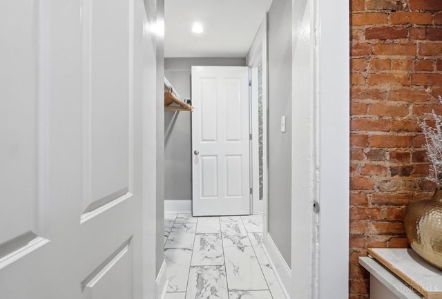154 E McMicken Avenue, Cincinnati, OH 45202