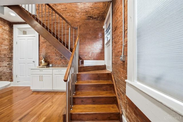 154 E McMicken Avenue, Cincinnati, OH 45202