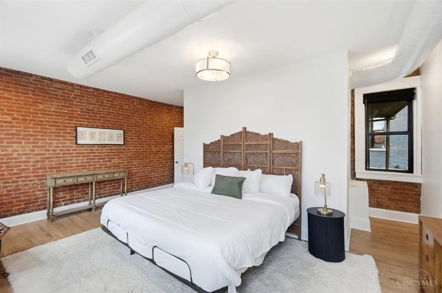 154 E McMicken Avenue, Cincinnati, OH 45202