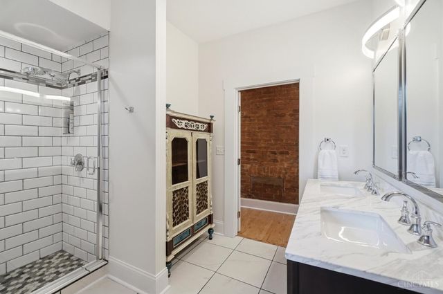 154 E McMicken Avenue, Cincinnati, OH 45202