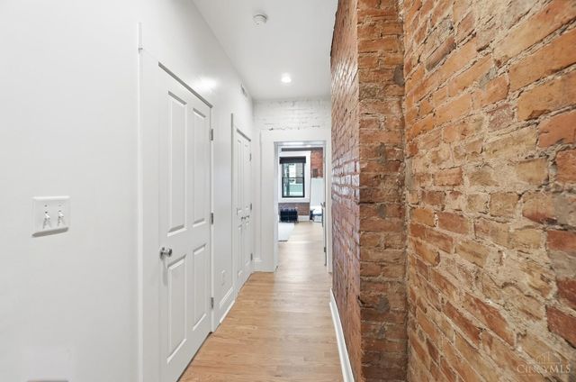 154 E McMicken Avenue, Cincinnati, OH 45202