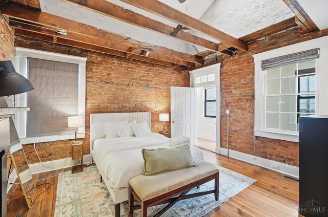 154 E McMicken Avenue, Cincinnati, OH 45202