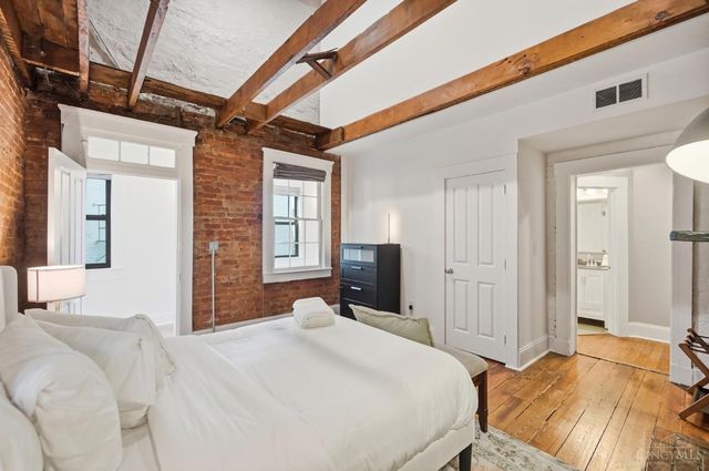 154 E McMicken Avenue, Cincinnati, OH 45202