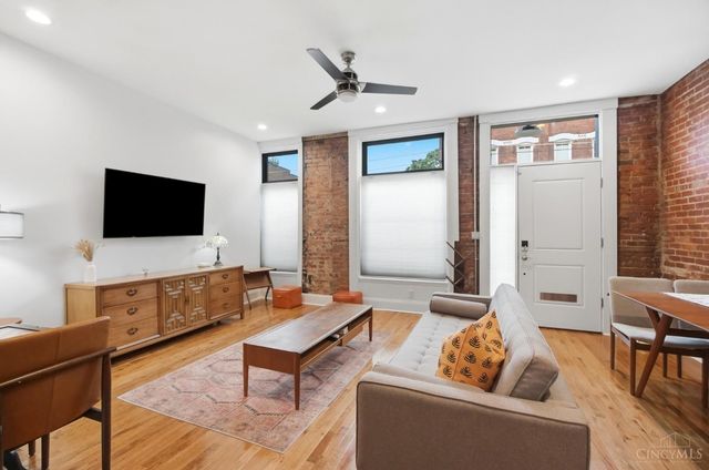 154 E McMicken Avenue, Cincinnati, OH 45202