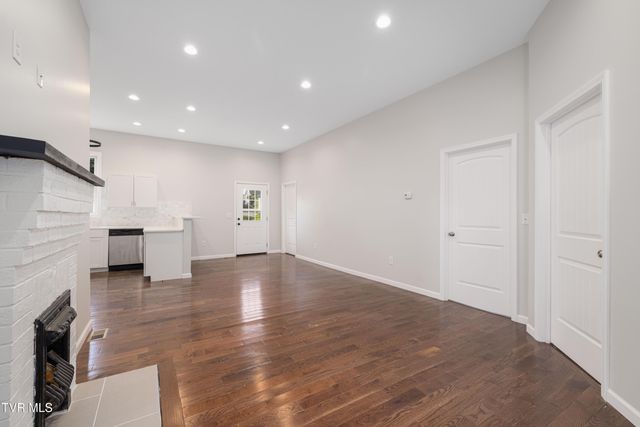 825 Hamilton Street, Johnson City, TN 37604