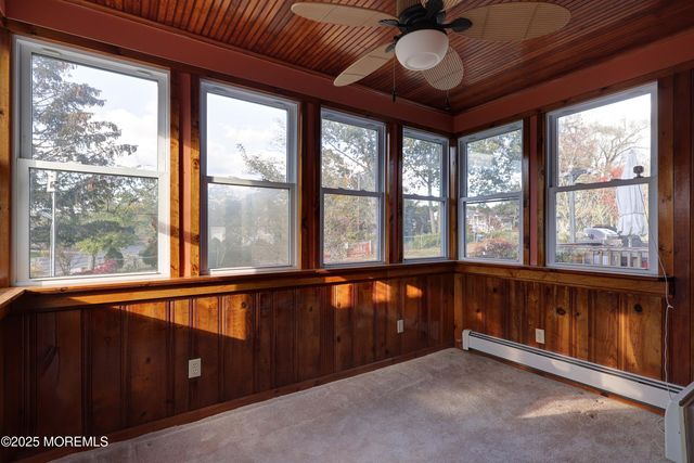 547 Brookside Drive, Toms River, NJ 08753