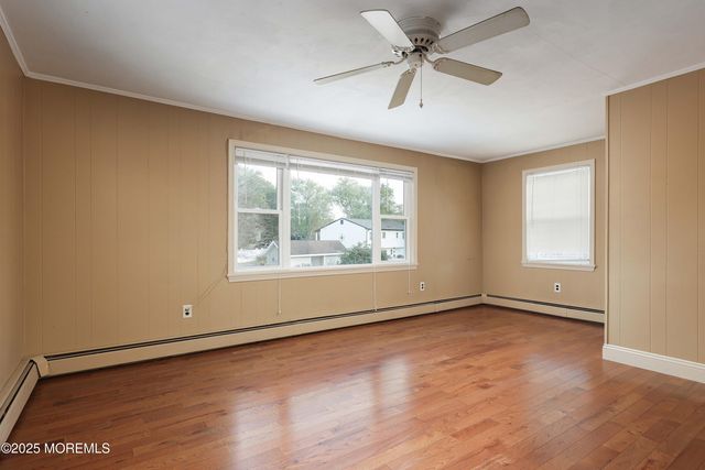 547 Brookside Drive, Toms River, NJ 08753