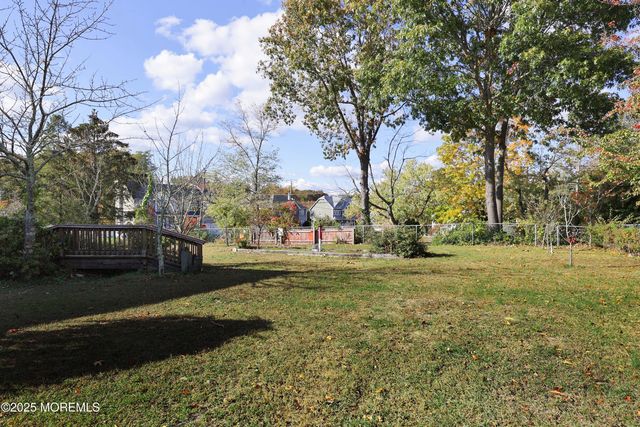 547 Brookside Drive, Toms River, NJ 08753