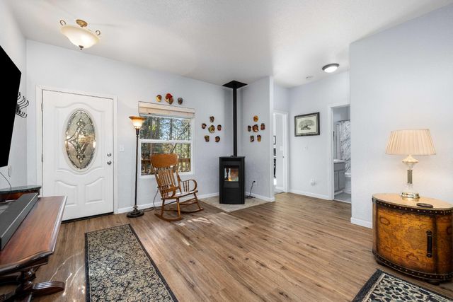 6843 Log Cabin Ln, Placerville, CA 95667