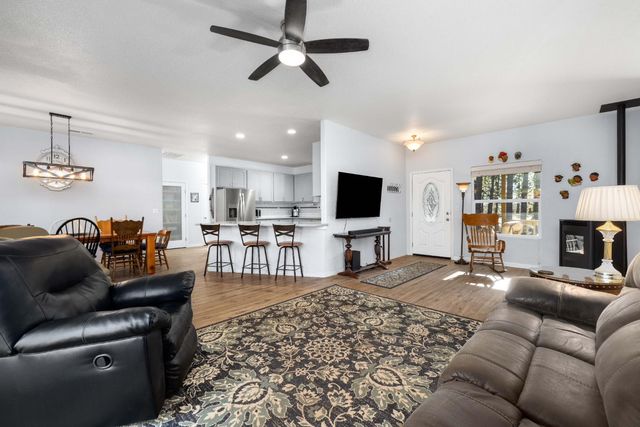 6843 Log Cabin Ln, Placerville, CA 95667