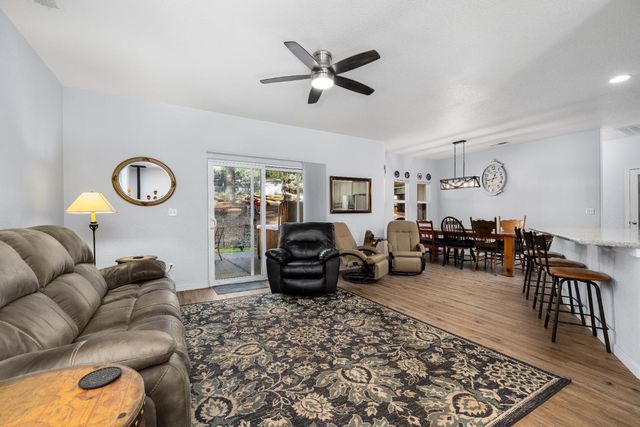 6843 Log Cabin Ln, Placerville, CA 95667