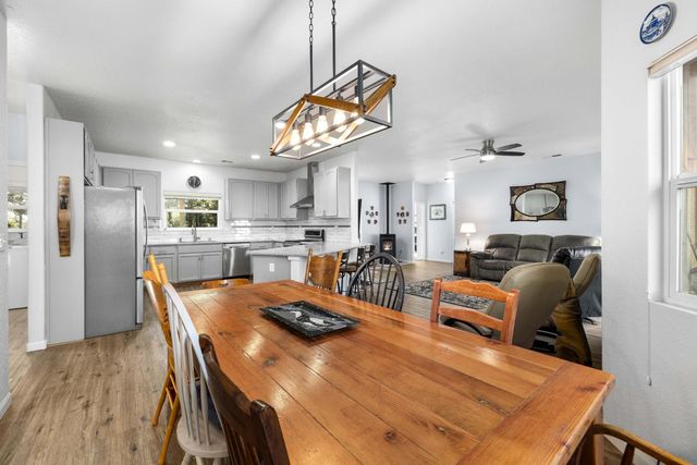 6843 Log Cabin Ln, Placerville, CA 95667