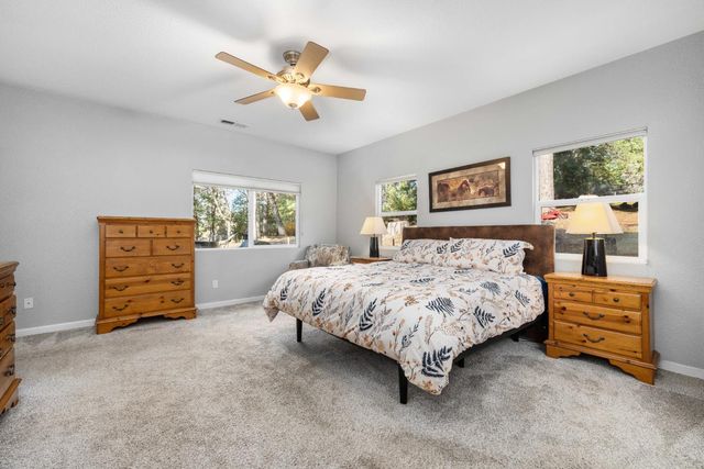 6843 Log Cabin Ln, Placerville, CA 95667