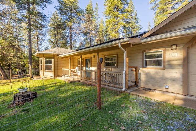 6843 Log Cabin Ln, Placerville, CA 95667
