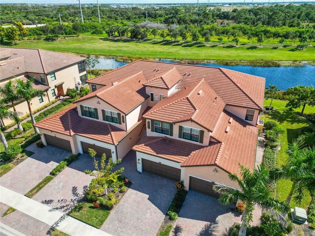 10817 TARFLOWER DRIVE 201, Venice, FL 34293