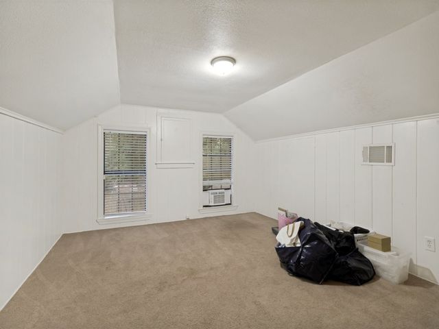 5318 Vanderbilt Avenue, Dallas, TX 75206