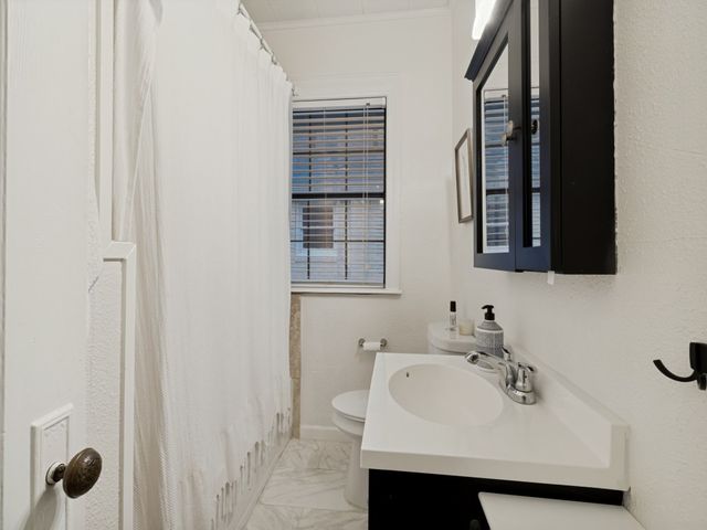 5318 Vanderbilt Avenue, Dallas, TX 75206