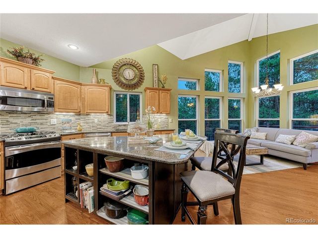 15585 Falcon Ridge Ct, Colorado Springs, CO 80921