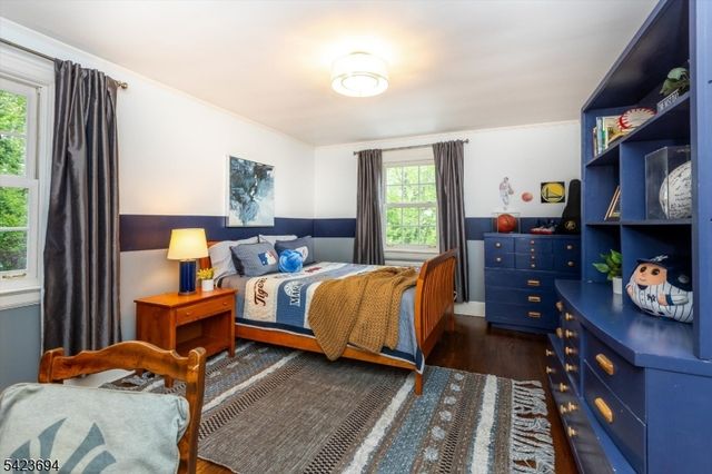9 Warner Rd, Maplewood Twp., NJ 07040