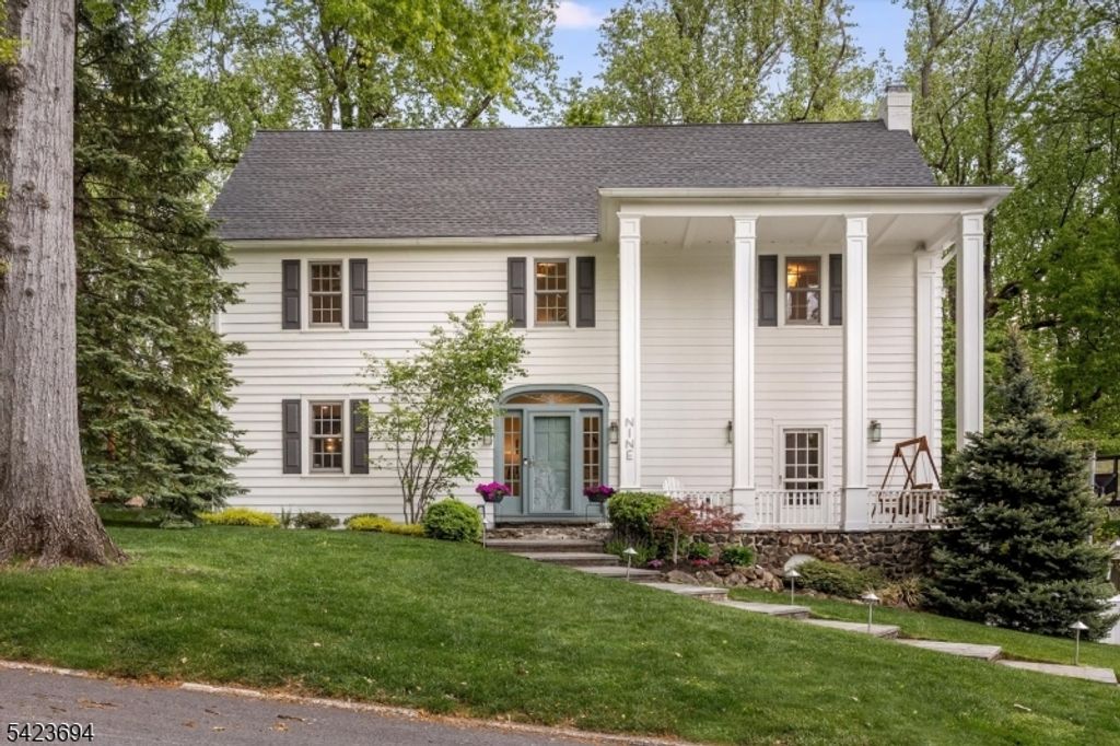 9 Warner Rd, Maplewood Twp., NJ 07040
