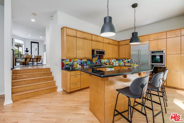 9953 Westwanda Drive, Beverly Hills, CA 90210