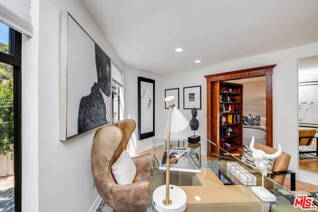 9953 Westwanda Drive, Beverly Hills, CA 90210