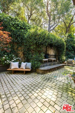 9953 Westwanda Drive, Beverly Hills, CA 90210