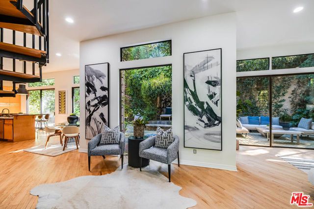 9953 Westwanda Drive, Beverly Hills, CA 90210