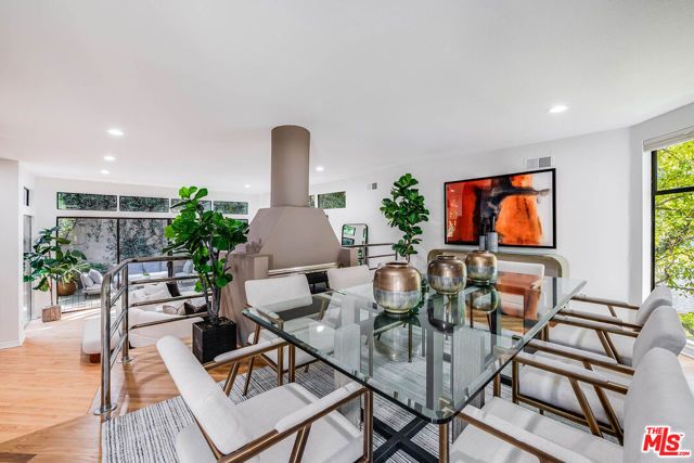 9953 Westwanda Drive, Beverly Hills, CA 90210