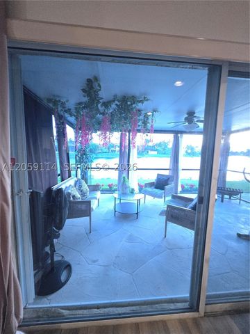 19130 NW 10th St, Pembroke Pines, FL 33029