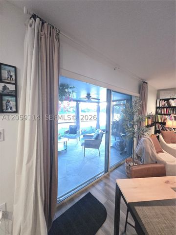 19130 NW 10th St, Pembroke Pines, FL 33029