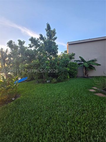19130 NW 10th St, Pembroke Pines, FL 33029