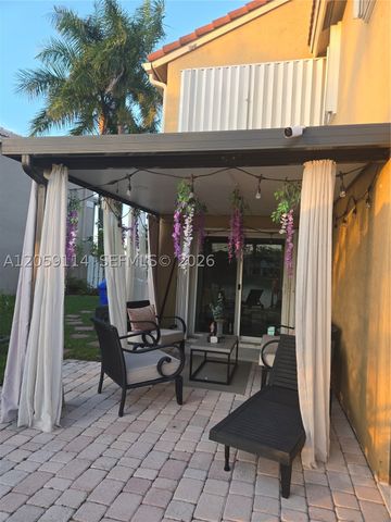 19130 NW 10th St, Pembroke Pines, FL 33029