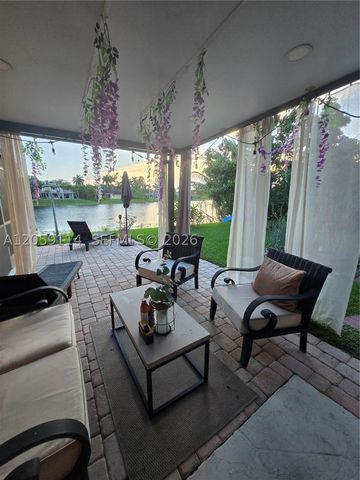19130 NW 10th St, Pembroke Pines, FL 33029